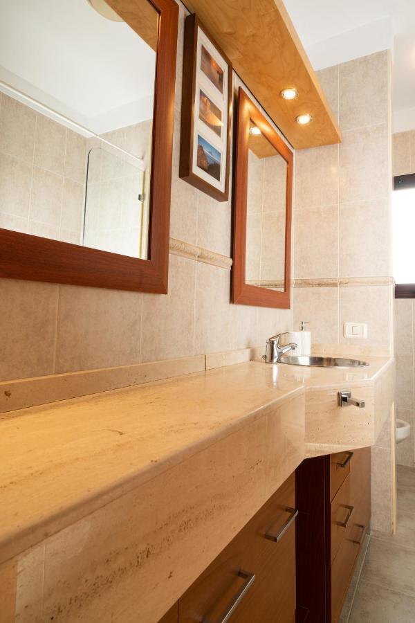 Holiday House Penthouse In La Gomera ซานเซบาสเตียน เด ลาโกเมรา ภายนอก รูปภาพ